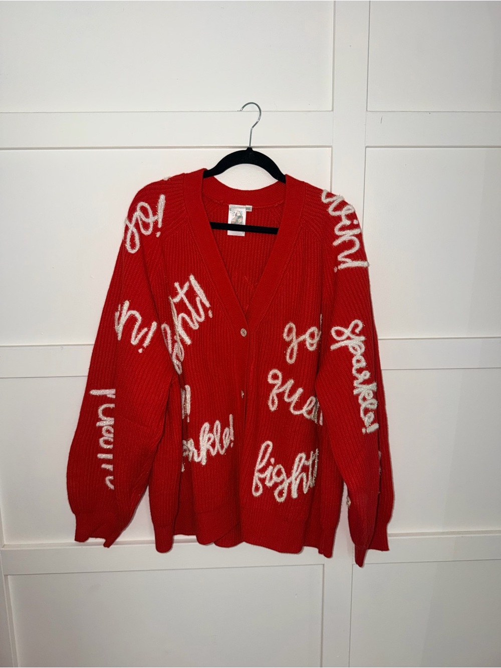 QUEEN OF SPARKLES Red Button-Front Graphic V-Neck Cardigan